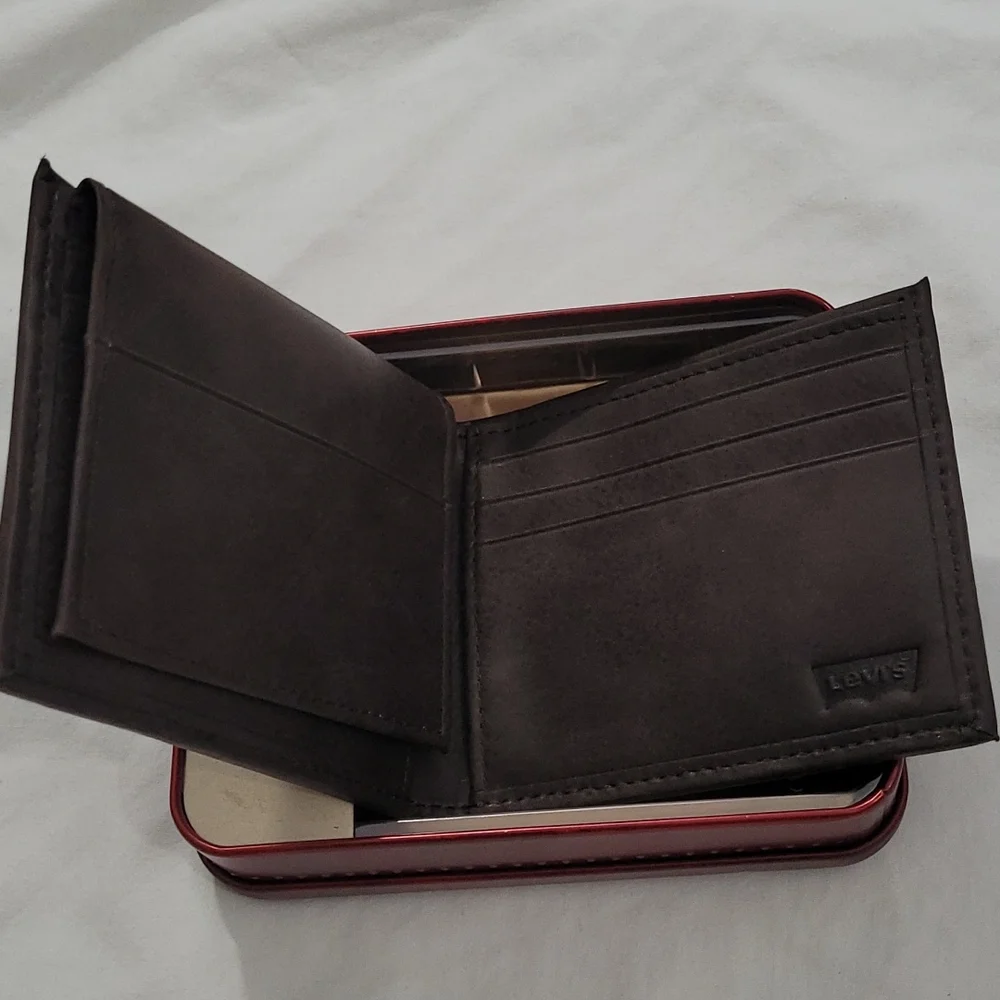 Levi's Rfid Brown Wallet - Picture 2 of 6